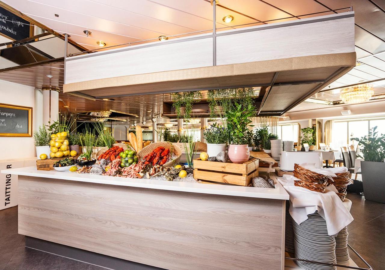 Hotel Viking Line Ferry Gabriella - 2-Night Cruise Stockholm-Helsinki-Stoccolma Esterno foto
